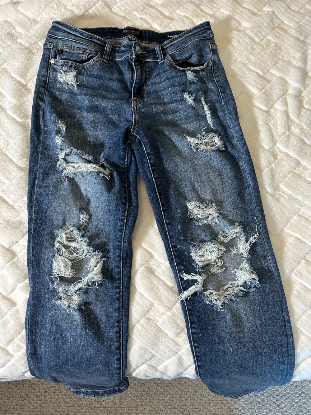 Judy Blue Medium Dark Blue Distressed Boyfriend Jeans size 9/29
